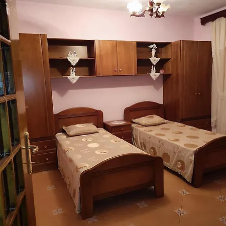 The Guest house Udenisht